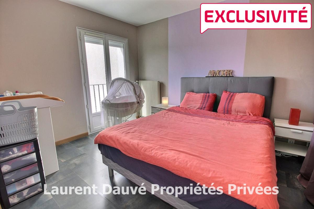 FLEURY-LES-AUBRAIS 45400 FLEURY LES AUBRAIS - Maison 4 chambres avec garage proche toutes commodités 5