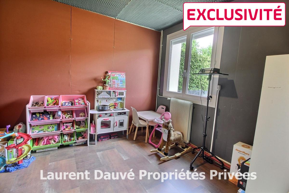 FLEURY-LES-AUBRAIS 45400 FLEURY LES AUBRAIS - Maison 4 chambres avec garage proche toutes commodités 7