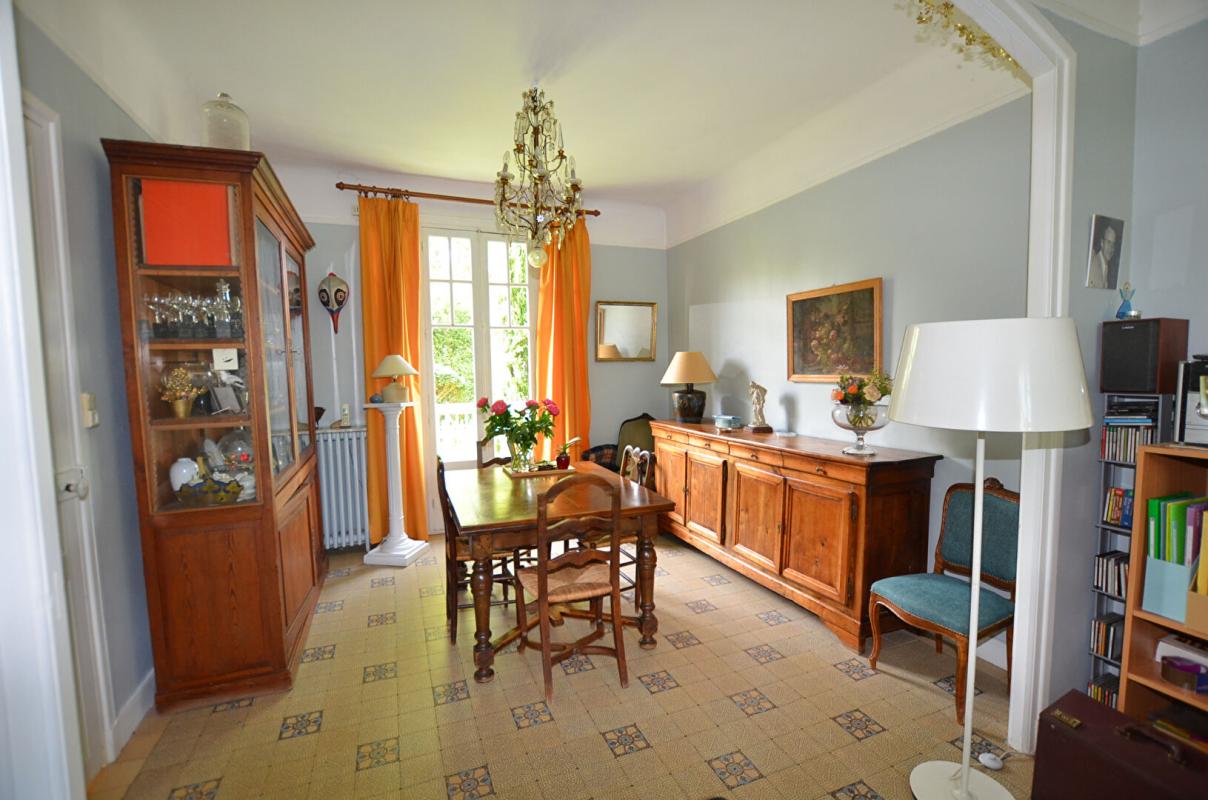 MORSANG-SUR-ORGE Maison Morsang Sur Orge 6 pièce(s) 100 m2 10