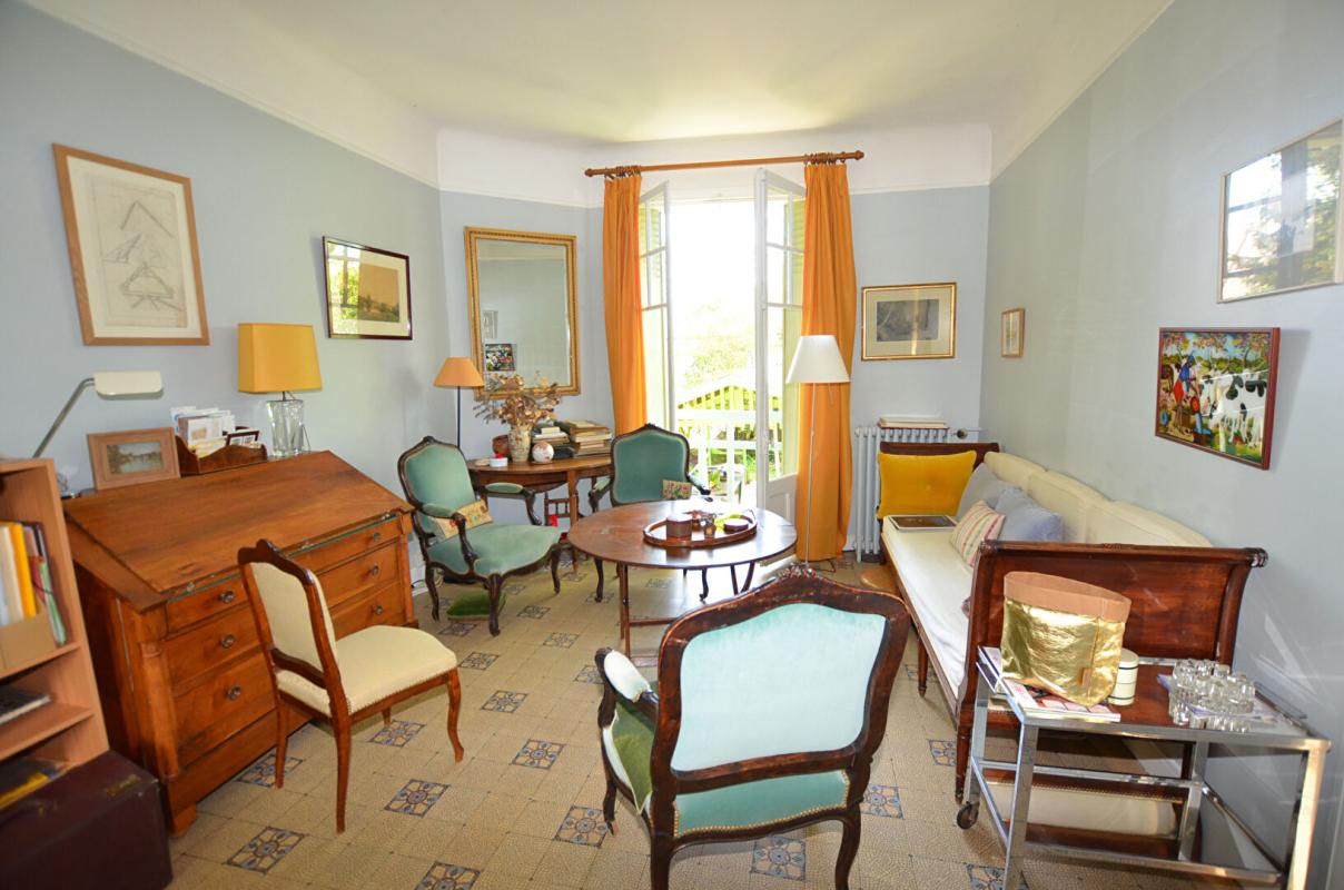 MORSANG-SUR-ORGE Maison Morsang Sur Orge 6 pièce(s) 100 m2 7