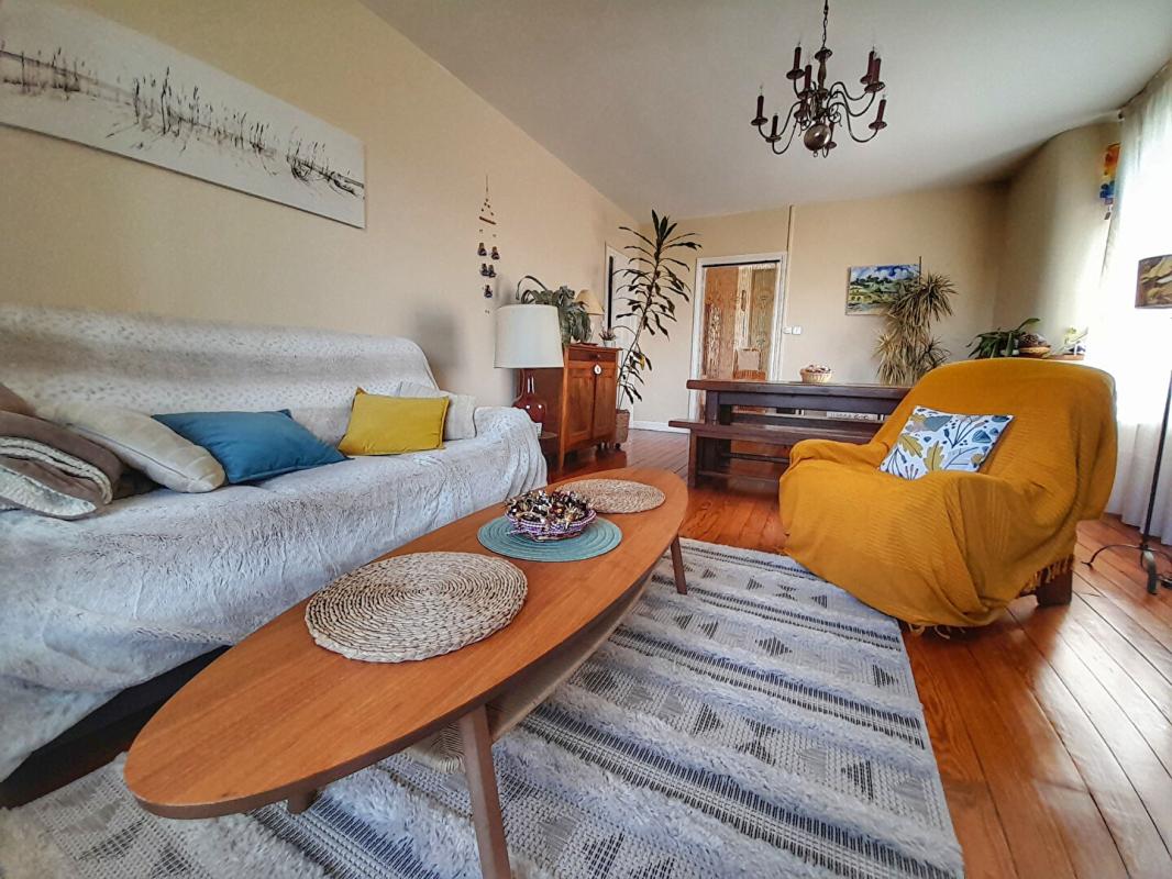 OLORON-SAINTE-MARIE Maison de Pays avec vue imprenable sur les Pyrénées 13