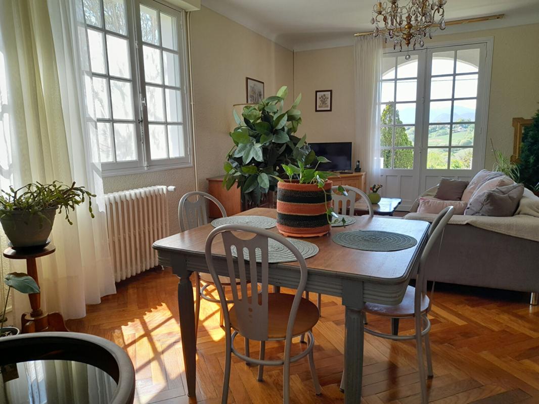 OLORON-SAINTE-MARIE Maison de Pays avec vue imprenable sur les Pyrénées 6