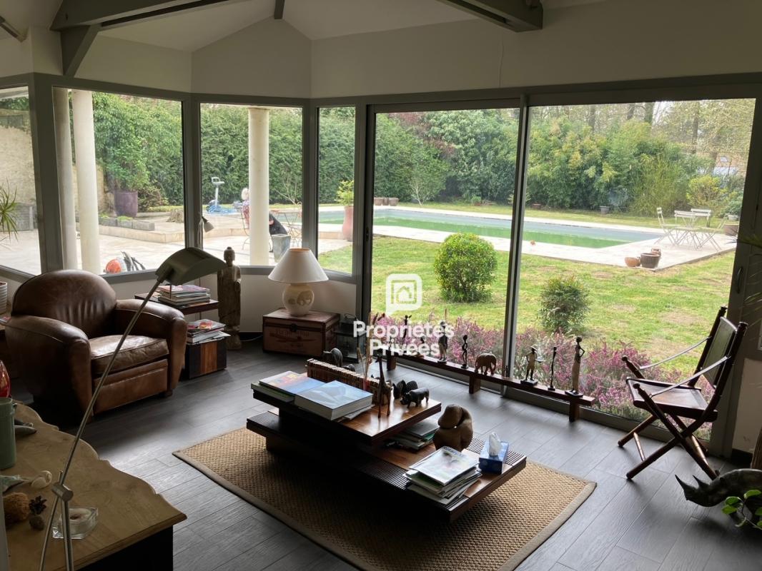 SAINT-REMY-L'HONORE Belle et confortable maison 4