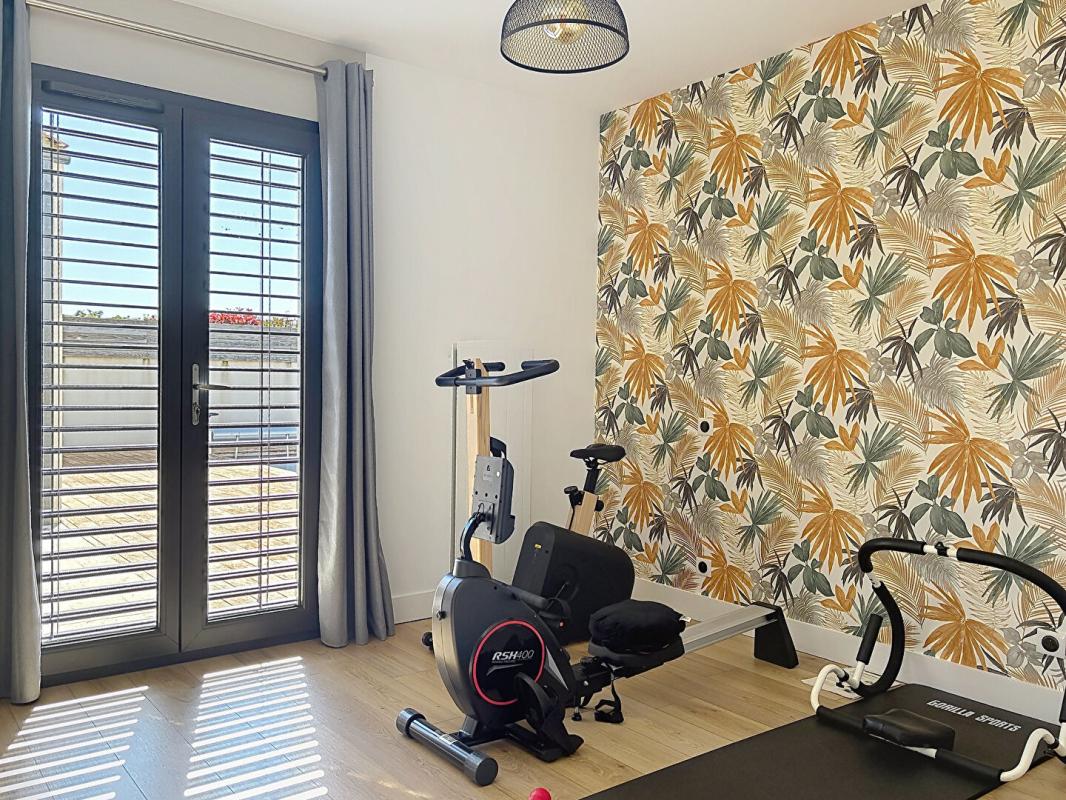 SAINT-SAUVEUR-D'AUNIS Villa contemporaine 155 m² -Prestations haut de gamme - 4 chambres - Piscine 6