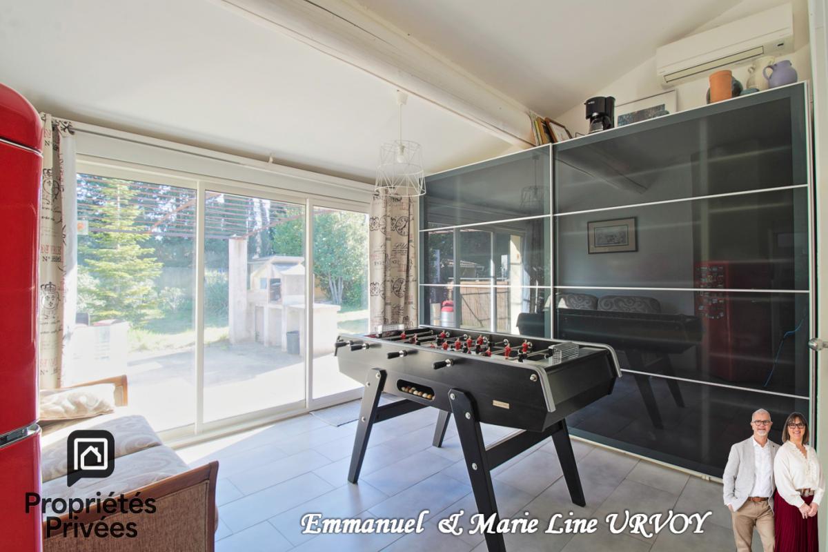 SAINT-REMY-DE-PROVENCE Proche Saint Rémy de Provence - Maison de plainpied (165 m²) avec piscine sur terrain de plus de 4000 m² 10