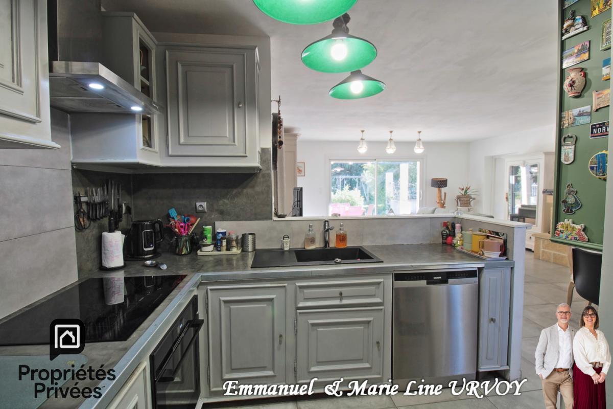 SAINT-REMY-DE-PROVENCE Proche Saint Rémy de Provence - Maison de plainpied (165 m²) avec piscine sur terrain de plus de 4000 m² 5