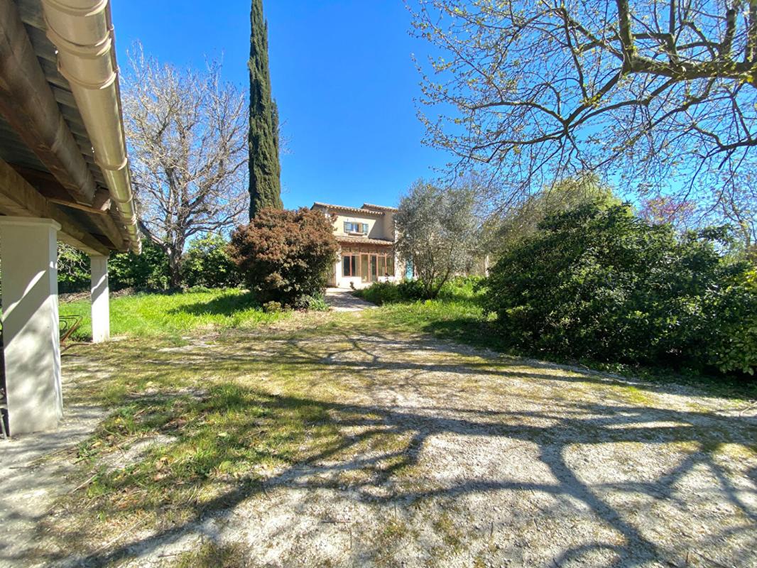 SAINT-REMY-DE-PROVENCE Villa Saint Remy De Provence 5 pièces 170m2 1
