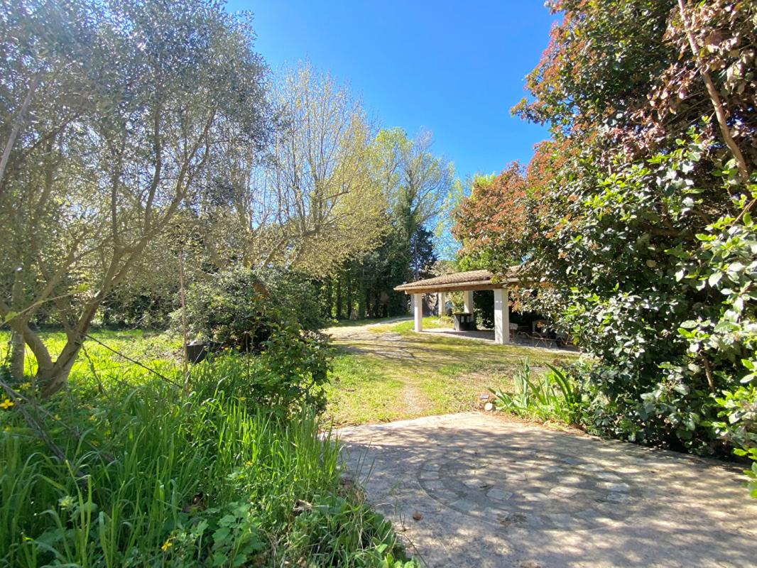 SAINT-REMY-DE-PROVENCE Villa Saint Remy De Provence 5 pièces 170m2 6