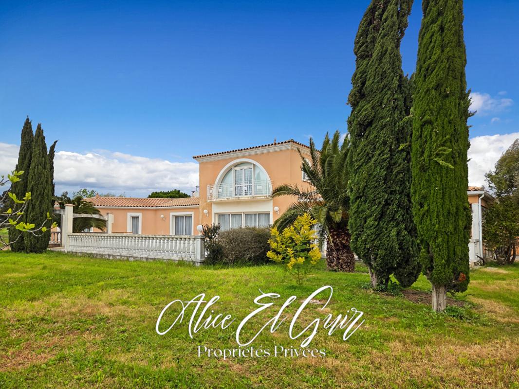 CARCASSONNE Maison Carcassonne 6 pièce(s) 210 m2 sur 1964 m² 1