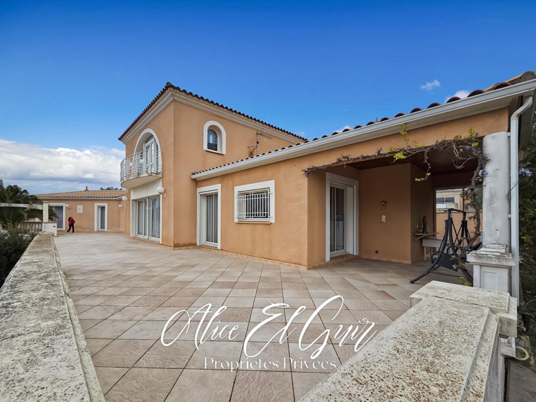 CARCASSONNE Maison Carcassonne 6 pièce(s) 210 m2 sur 1964 m² 13