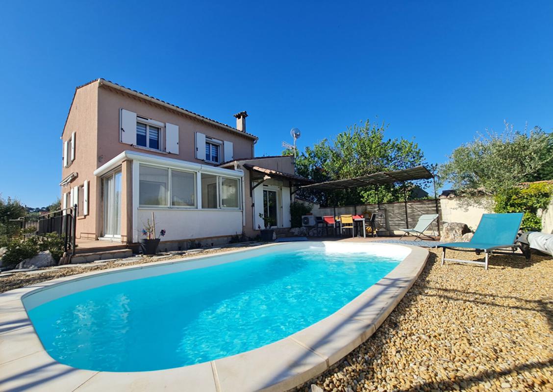 SAINT-PRIVAT-DES-VIEUX St Privat des Vieux - Maison rénovée avec piscine - calme en fond d'impasse 1