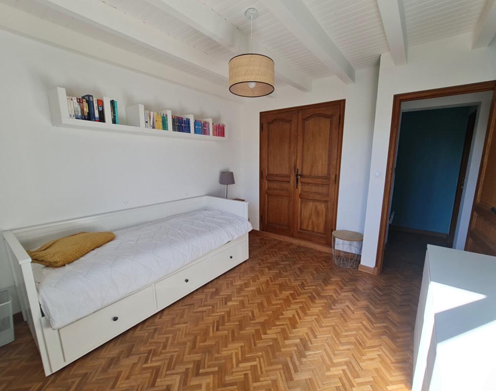 SAINT-PRIVAT-DES-VIEUX St Privat des Vieux - Maison rénovée avec piscine - calme en fond d'impasse 13