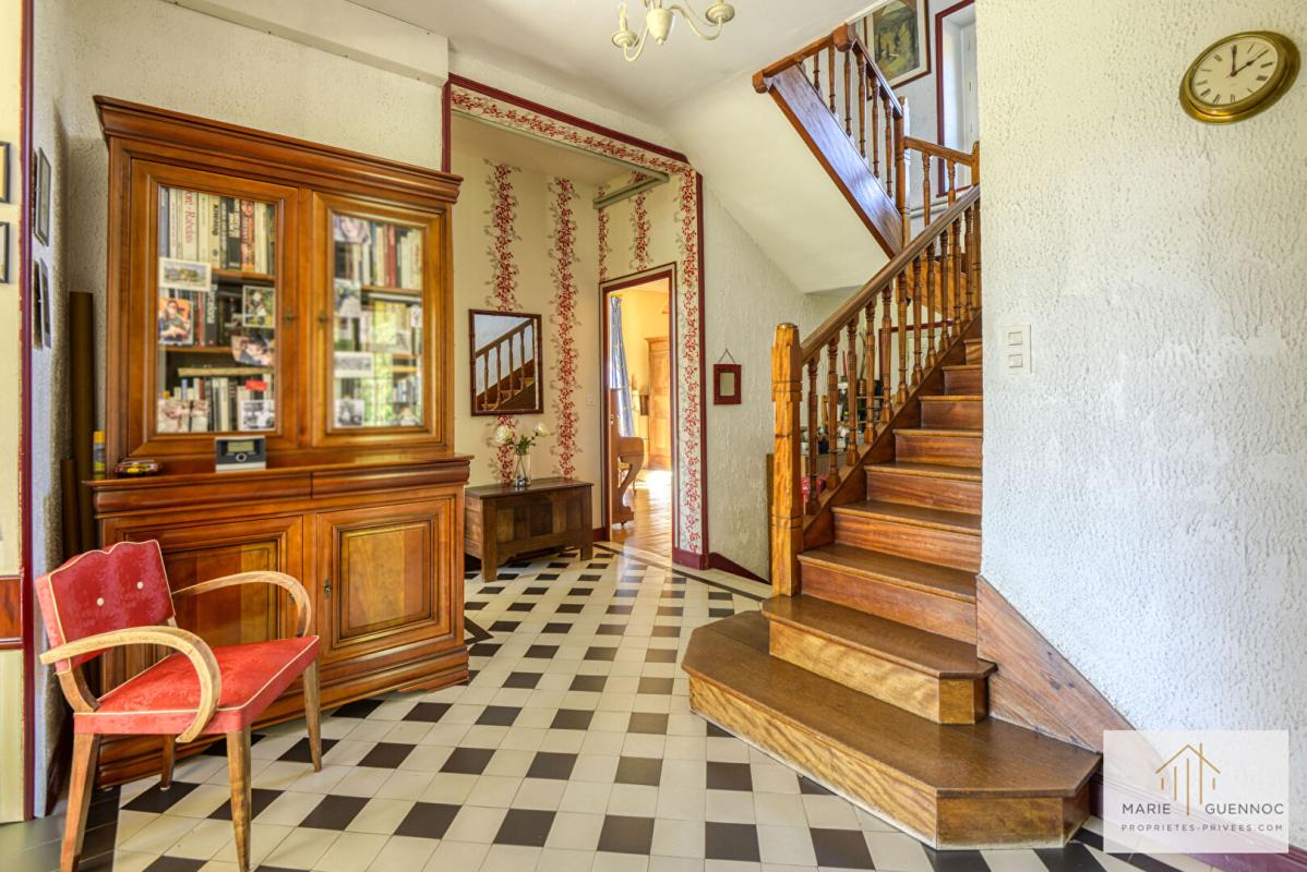 HAUTE-GOULAINE Propriété de 184m2 Haute Goulaine 7 pièce(s) avec dépendances 10
