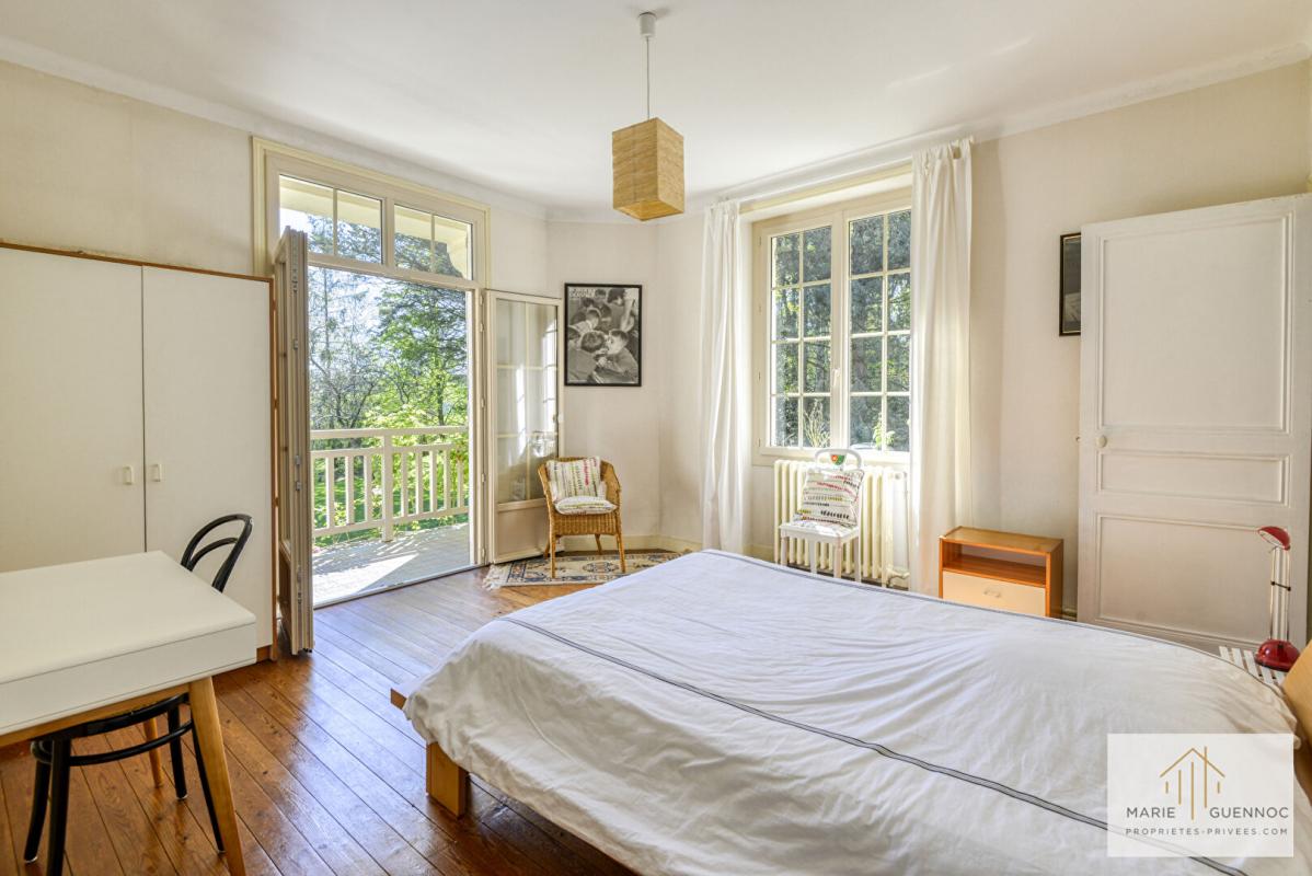 HAUTE-GOULAINE Propriété de 184m2 Haute Goulaine 7 pièce(s) avec dépendances 5