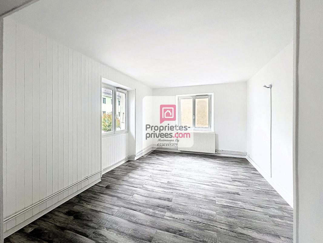 UGINE Maison 3 appartements Ugine 13 pièces 200 m2 6