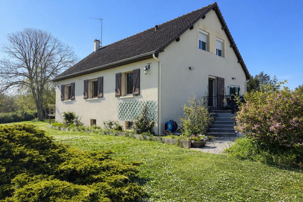 MAMERS Maison avec dépendance sur 2 hectares ? vie de plain-pied et environnement naturel 15