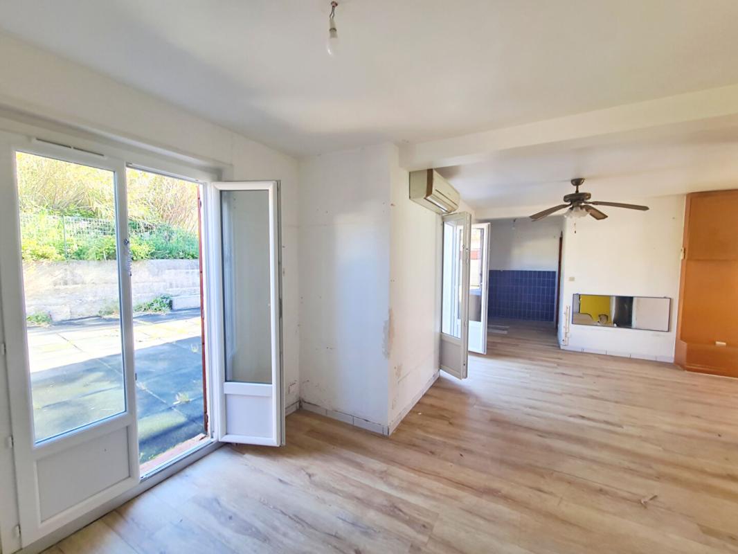 SIX-FOURS-LES-PLAGES VILLA PROCHE PLAGE DES LÔNES A PIED 3