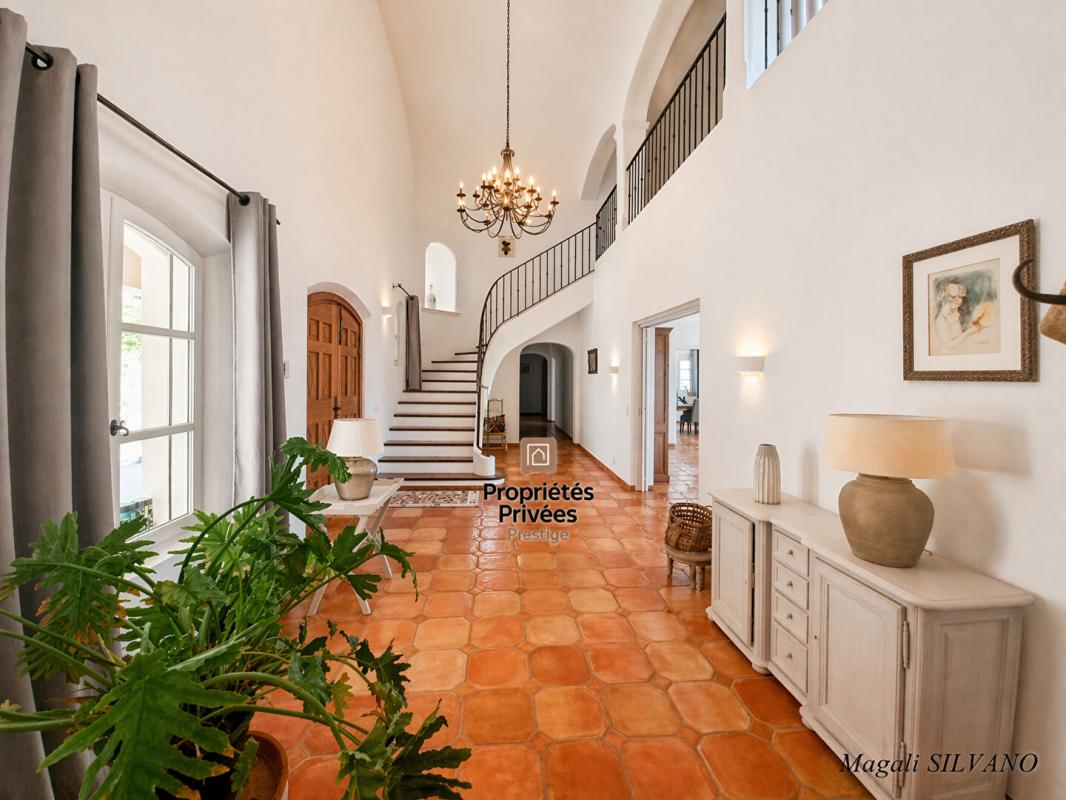 CABRIS Villa 10 pièces 500 m², Luxe et vue dominante 5