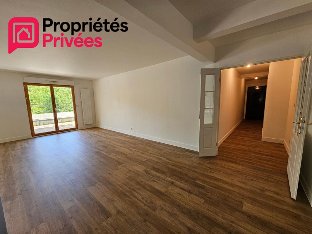 SEGRE Appartement Segre 5 pièce(s) 142 m2 15