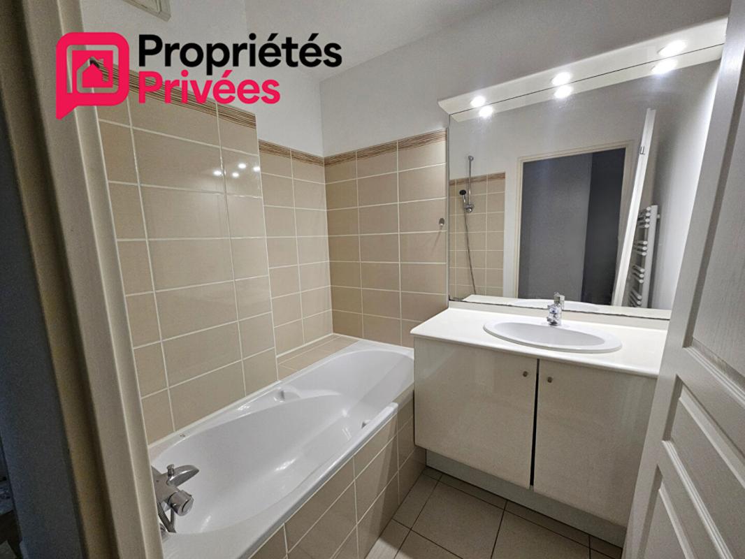 SEGRE Appartement Segre 5 pièce(s) 142 m2 8