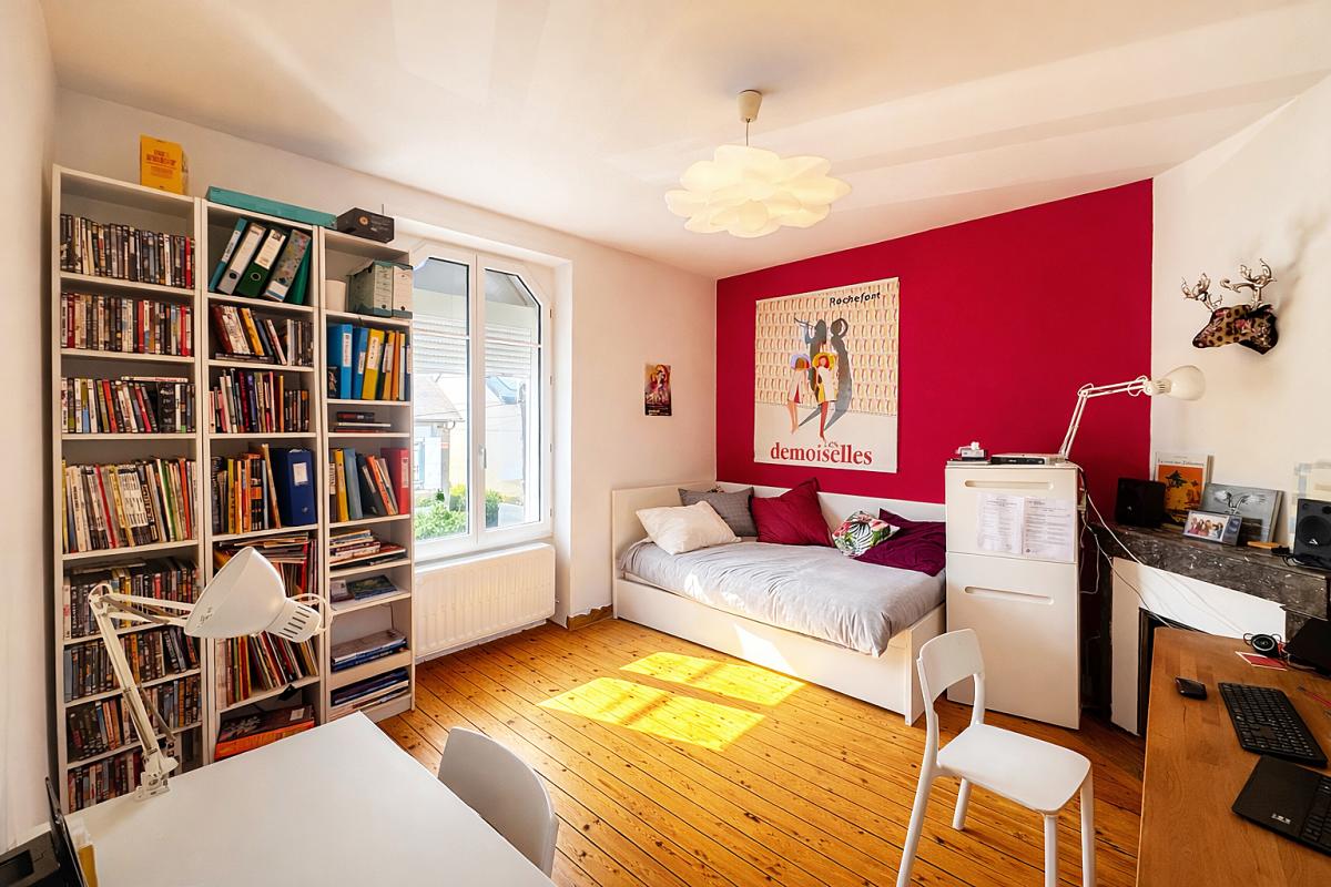 ANGERS Maison Angers 9 pièce(s) 150 m2 6