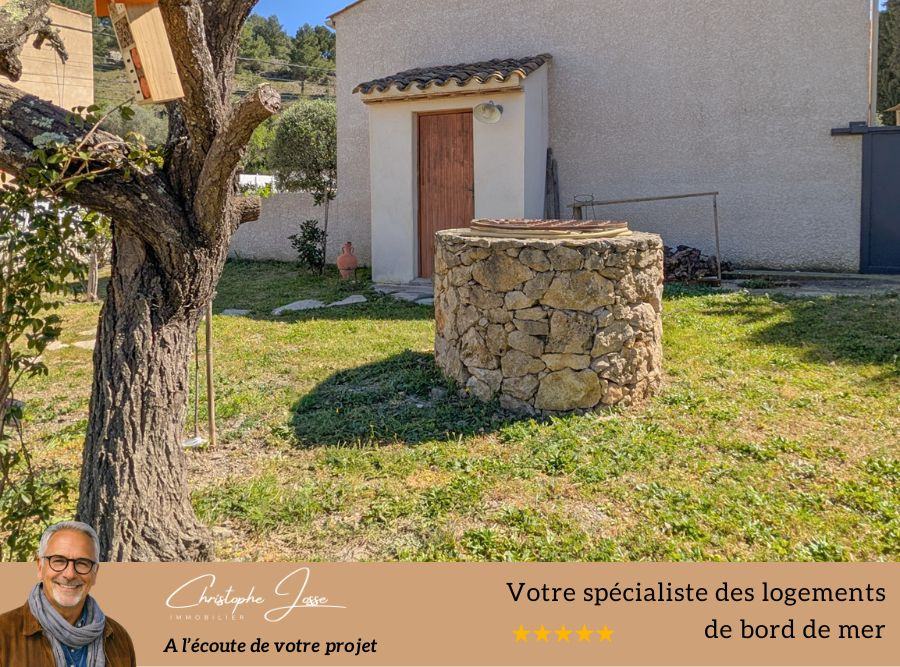 ROQUEFORT-DES-CORBIERES Maison d'architecte au charme provençal avec piscine, double garage 13