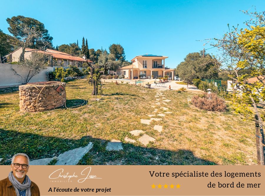 ROQUEFORT-DES-CORBIERES Maison d'architecte au charme provençal avec piscine, double garage 14