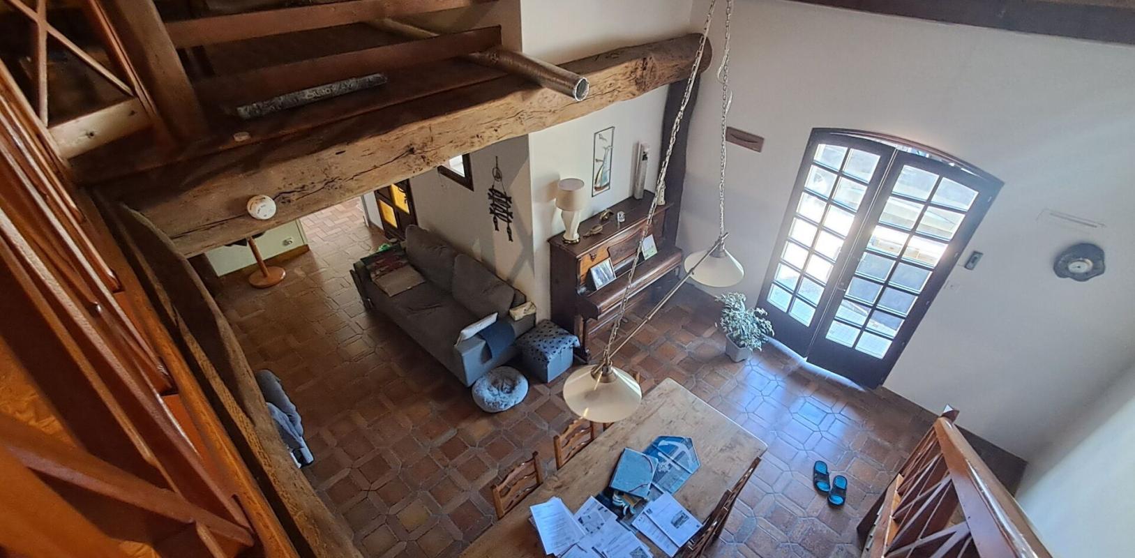 PETOSSE SUPERBE MAISON  DE CHARME  137 M2  TERRAIN  PLAT 1600 M2  GARAGE  PREAU 4