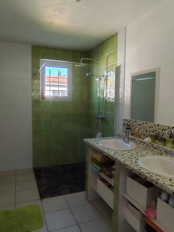 DOUZENS Maison  6 pièce(s) 114m2 16