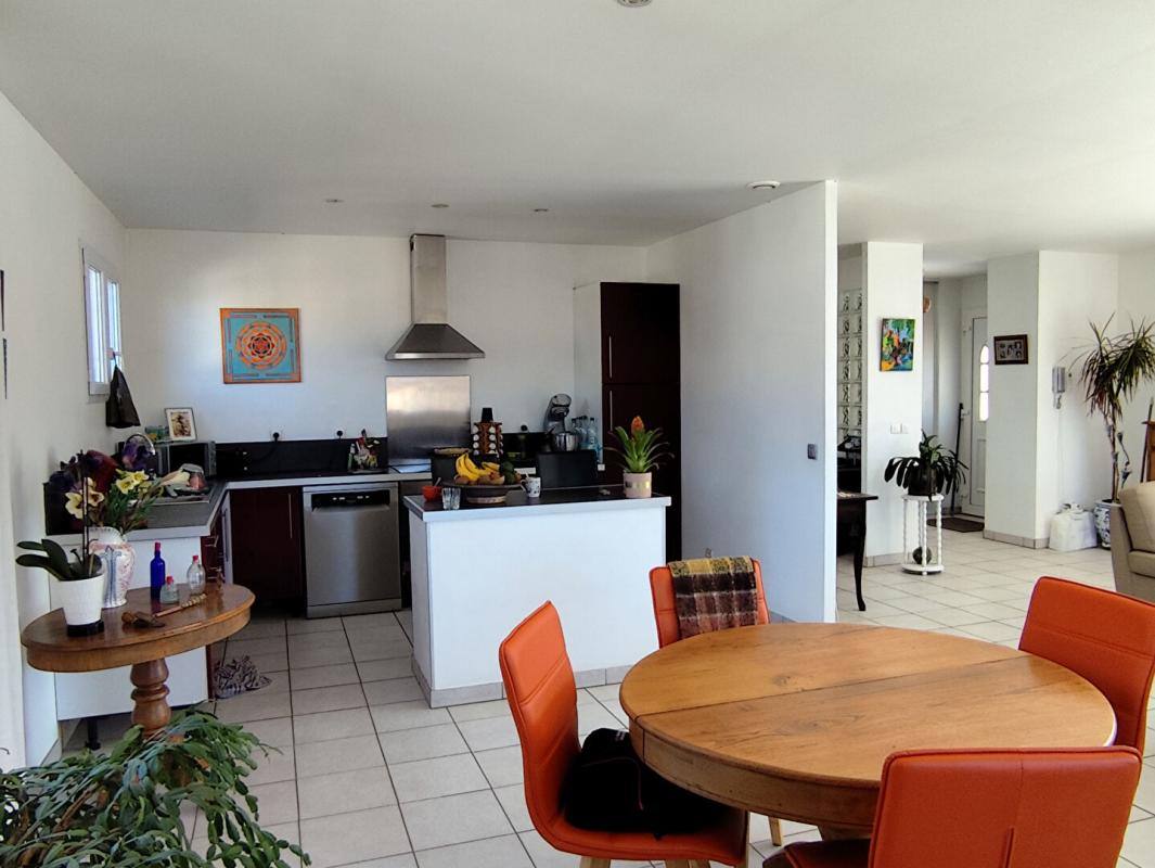 DOUZENS Maison  6 pièce(s) 114m2 7