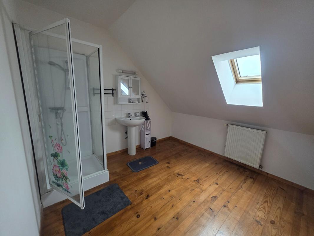MONETAY-SUR-ALLIER Maison Monetay Sur Allier 5 pièce(s) 126 m2 7