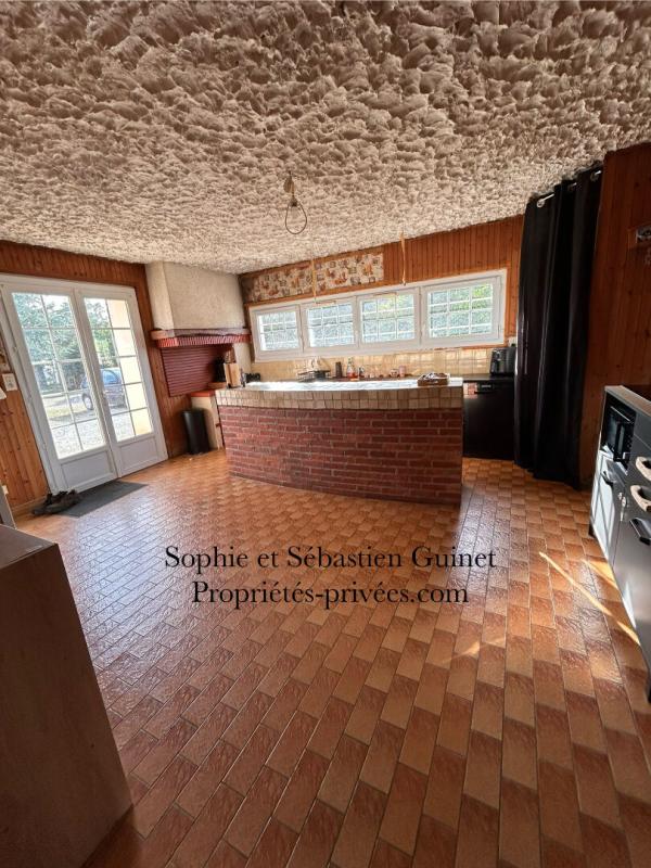 NALLIERS Maison Nalliers 7 pièce(s) 152 m2 5