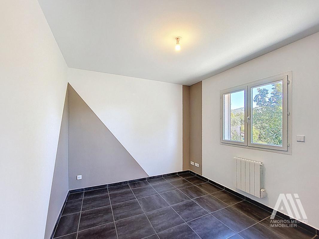 PUGET-VILLE Villa T4 à Puget Ville 8