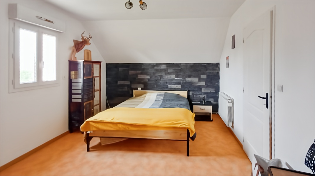 LA TRIMOUILLE Maison La Trimouille 6 pièce(s) 150 m2 10