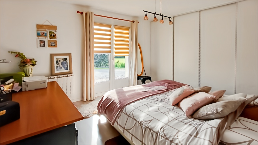 LA TRIMOUILLE Maison La Trimouille 6 pièce(s) 150 m2 7