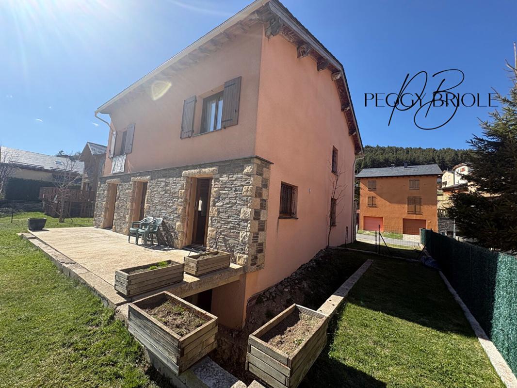 FORMIGUERES Superbe maison 1