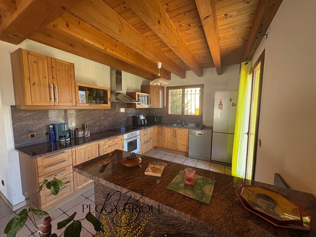 FORMIGUERES Superbe maison 6