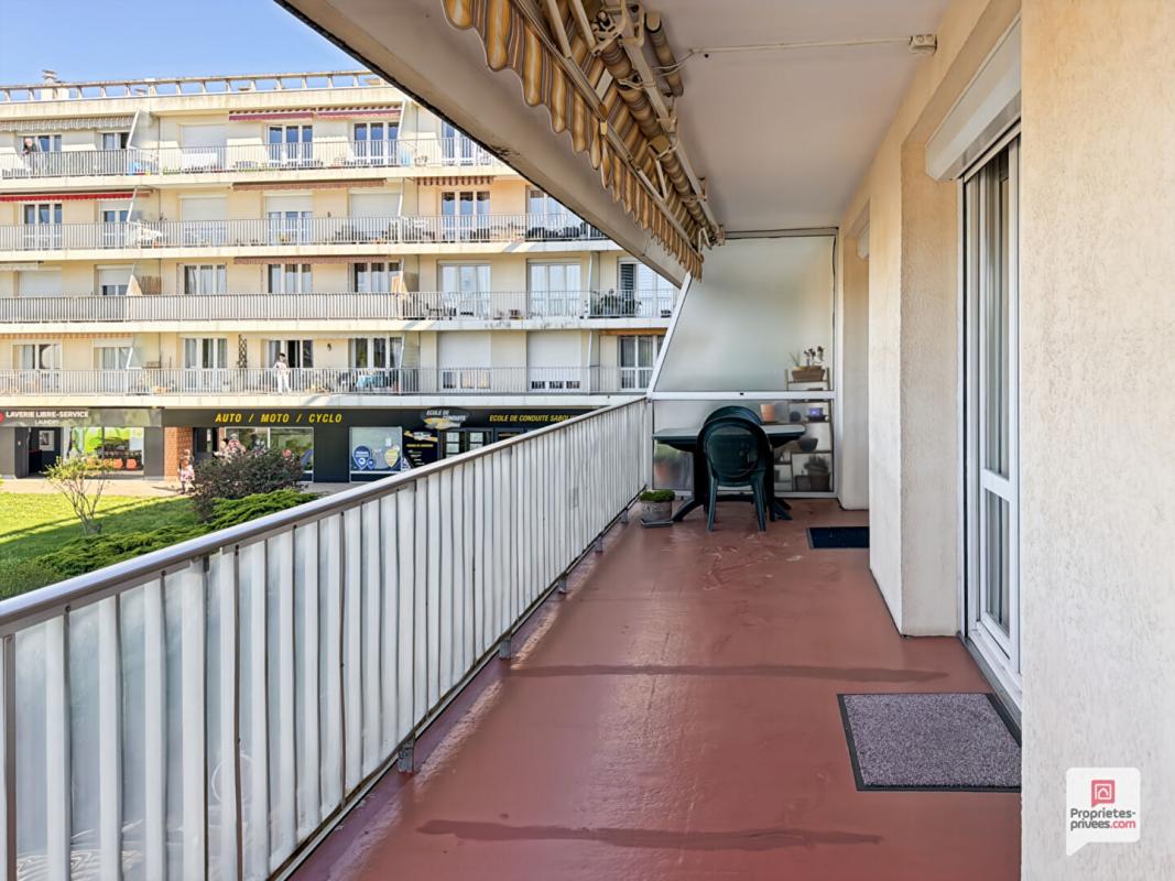 SABLE-SUR-SARTHE Appartement Sable Sur Sarthe 5 pièce(s) 84 m2 10