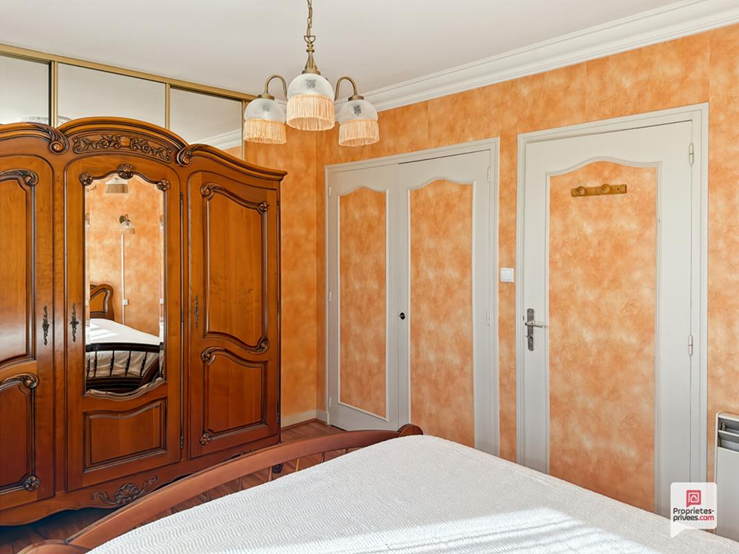 SABLE-SUR-SARTHE Appartement Sable Sur Sarthe 5 pièce(s) 84 m2 6