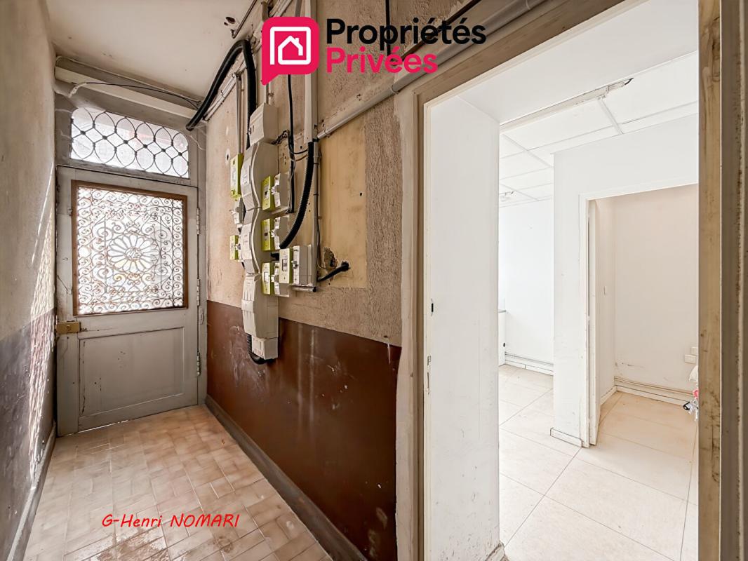 CHATEAUBRIANT Chateaubriant - Espace de commerce/bureau/réserves, 3 pièce(s) 45 m2 6