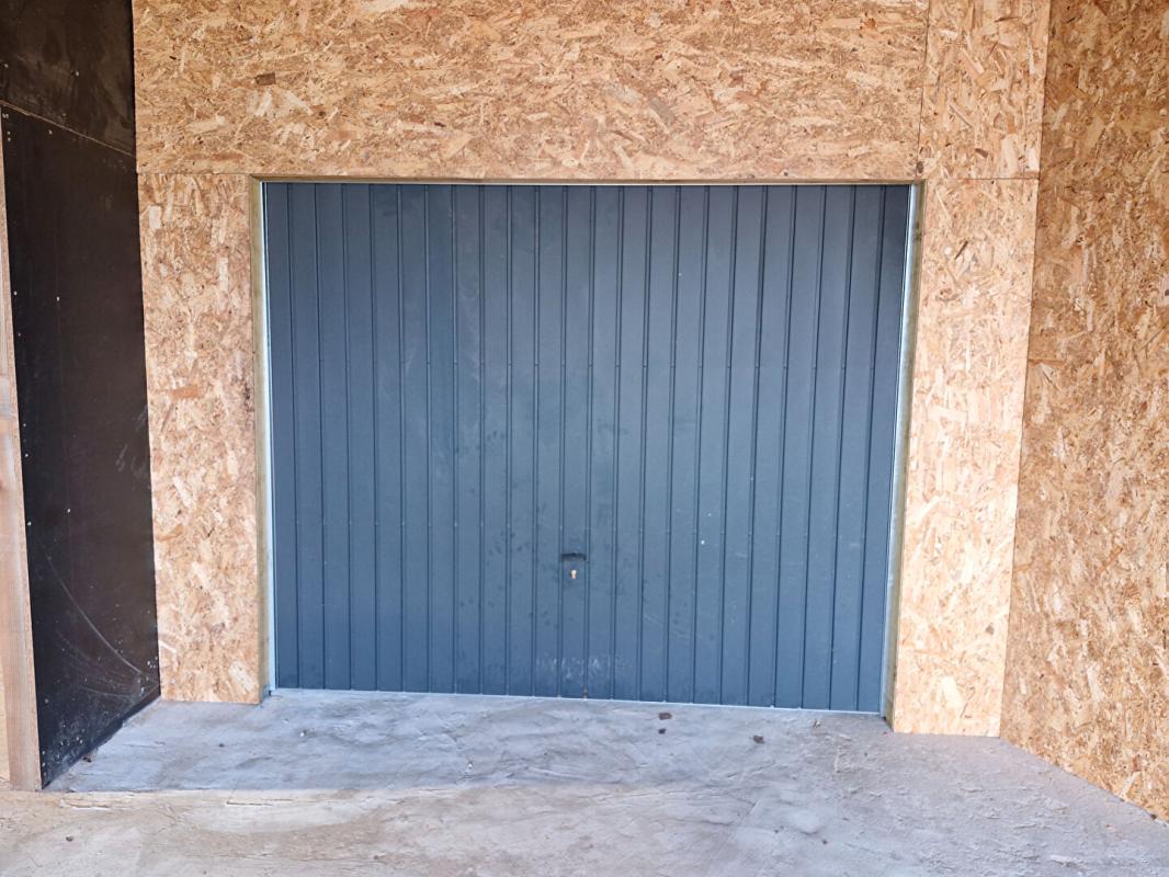 SAINT-JUST-EN-CHEVALET ST JUST EN CHEVALET - GARAGE 1