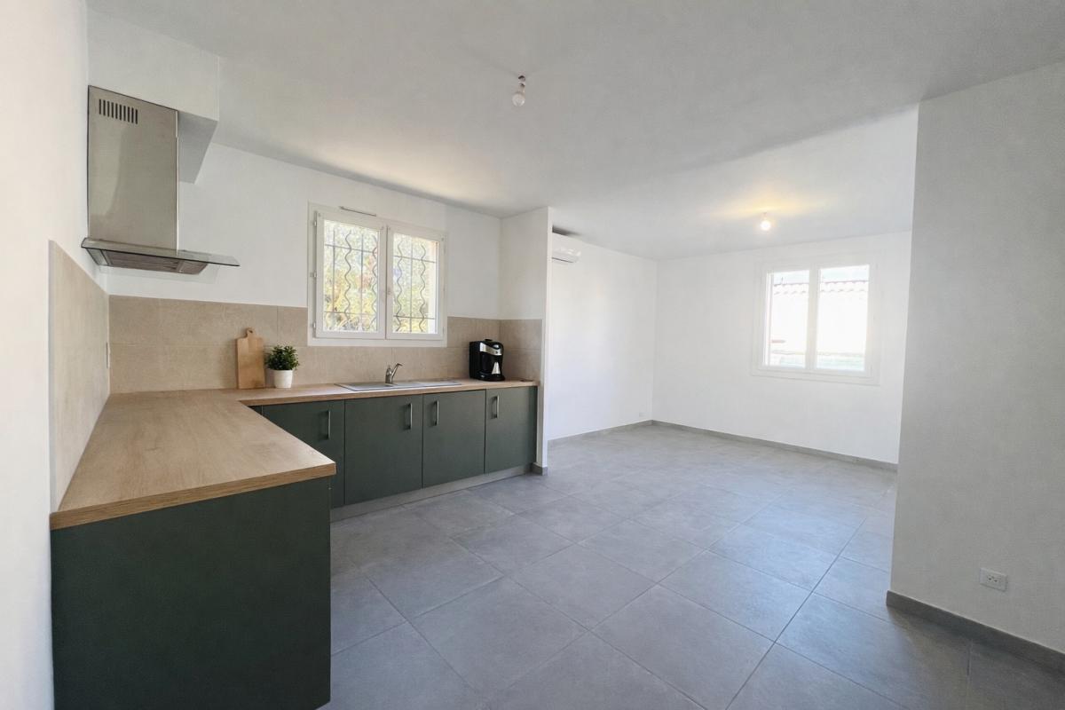 SAINT-MITRE-LES-REMPARTS Maison Saint Mitre Les Remparts 4 pièces 113 m2 5