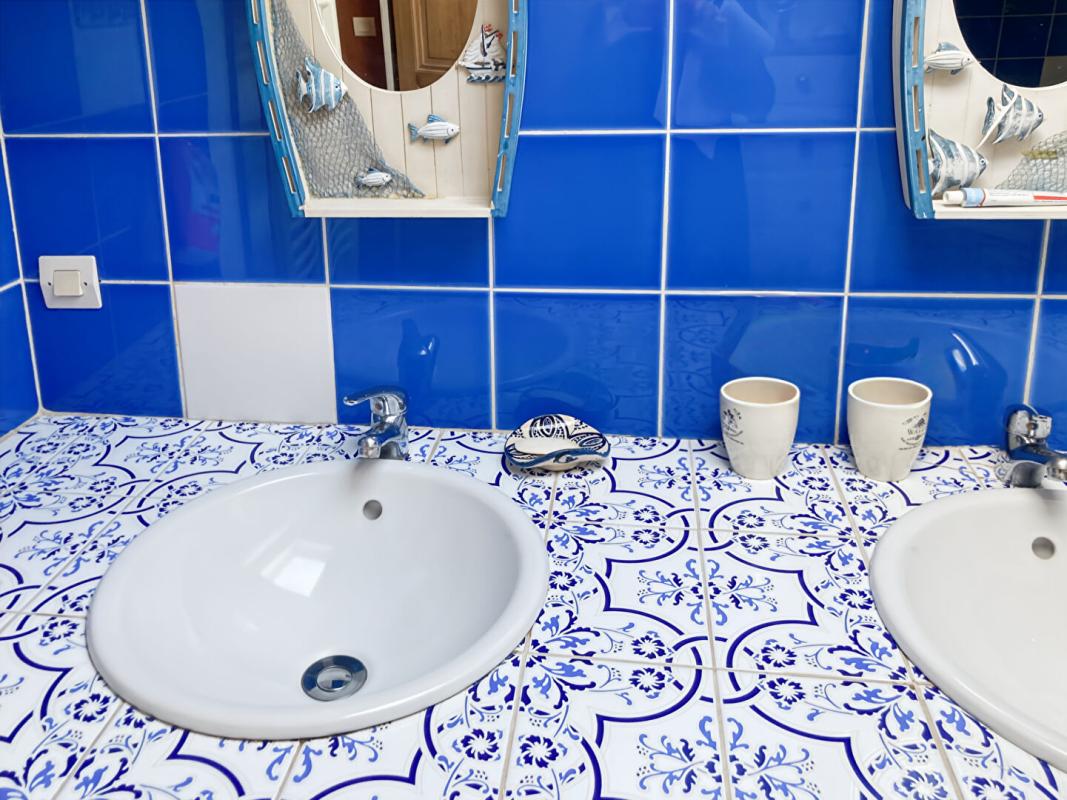 GALGON Belle propriété au calme rénovée avec goût 10