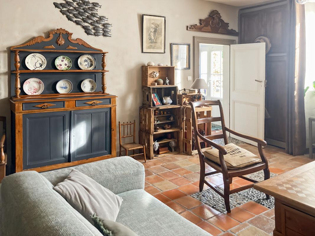 GALGON Belle propriété au calme rénovée avec goût 3