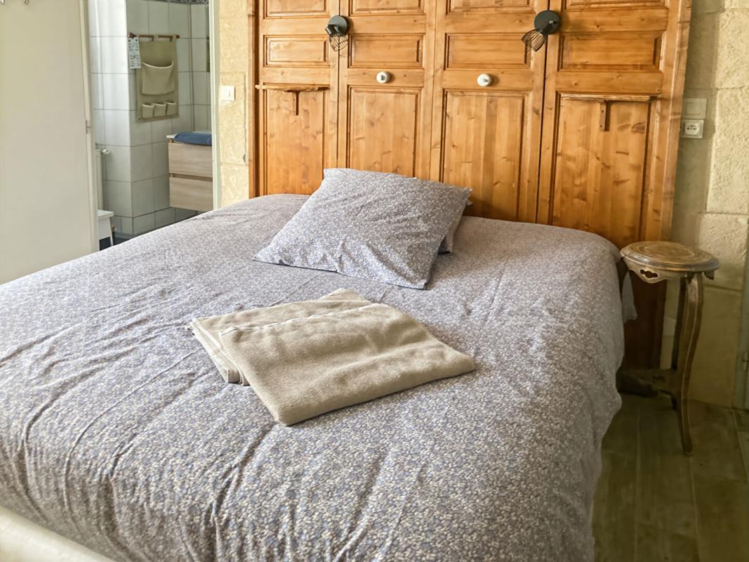 GALGON Belle propriété au calme rénovée avec goût 8