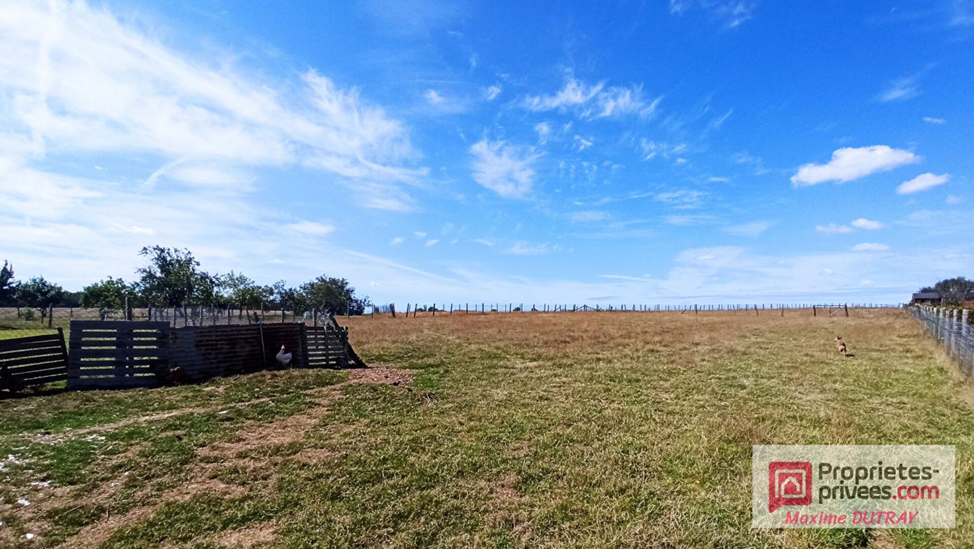 CHATEAU-RENAULT Terrain constructible 2500m² 2