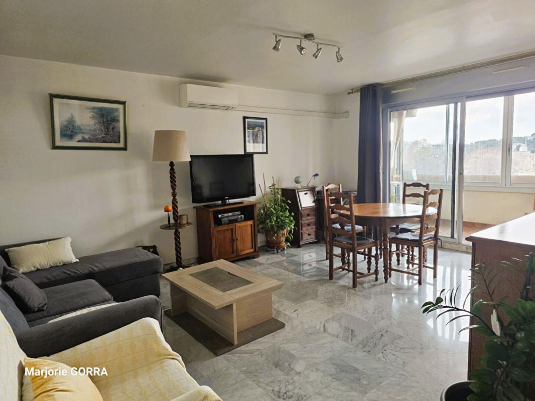 AUBAGNE AUBAGNE Appartement T3 avec terrasse 3