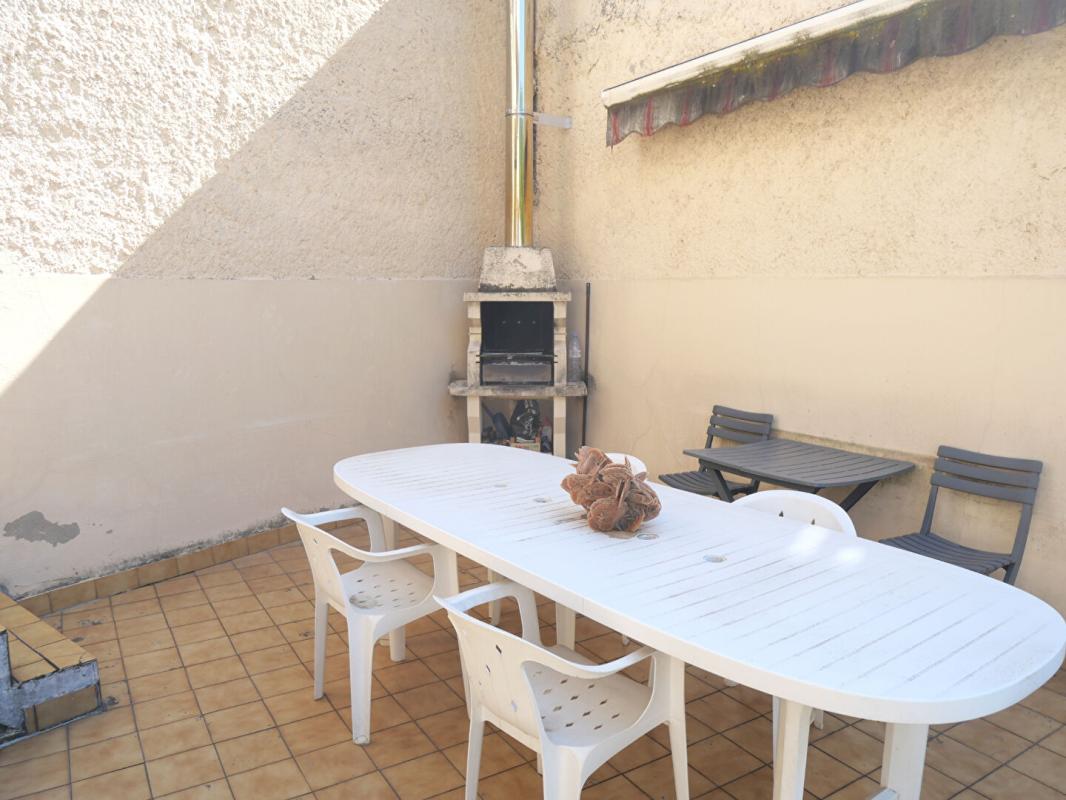 GIVORS GIVORS CENTRE au calme  Maison de ville 10