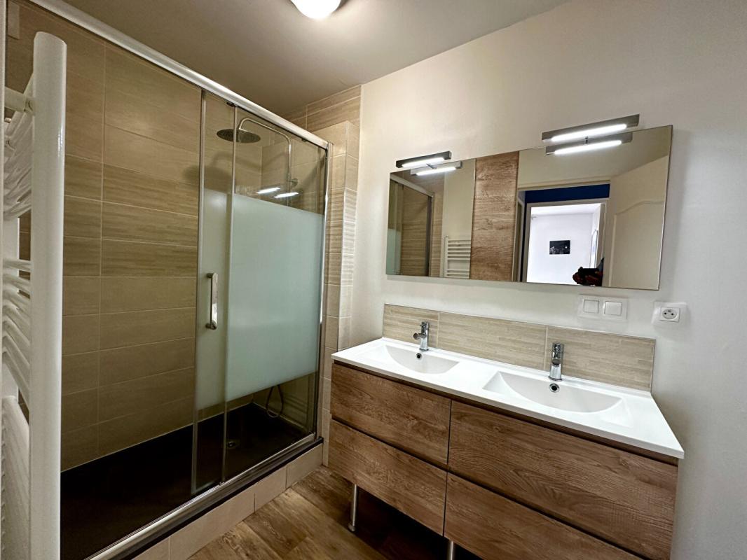 ANGERS appartement T4 - 3 chambres - balcon 7