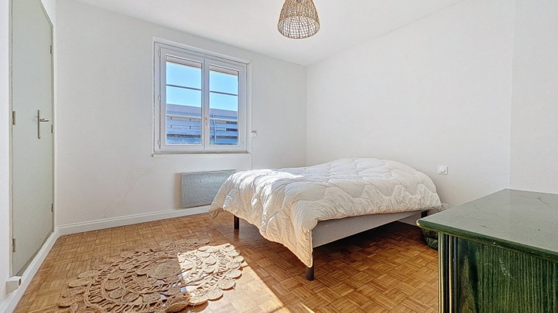 NARBONNE Maison familiale R+1 .138 m² . Piscine . Aucun travaux  Narbonne 10